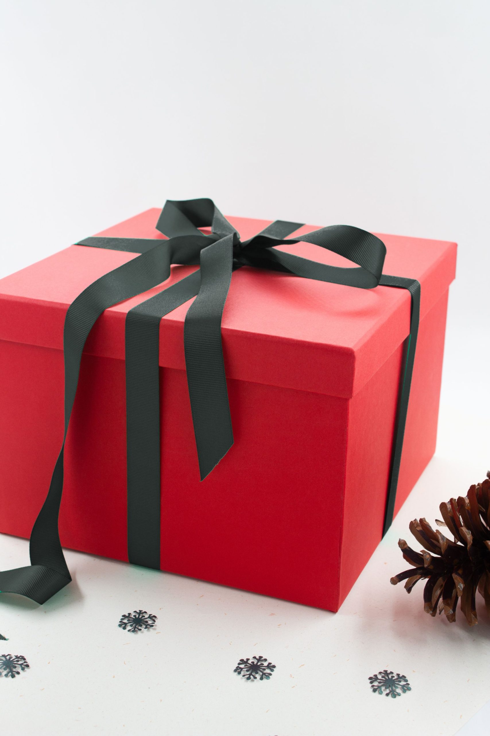 kirmizigiftbox_siyahkurdele_01